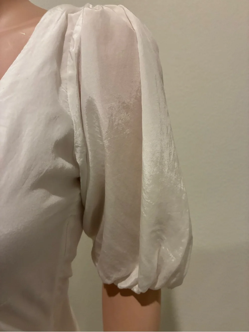 Abercrombie & Fitch elegant white